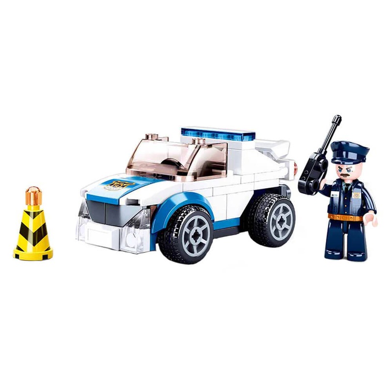 La police de Sluban tire la voiture de surveillance 90pc