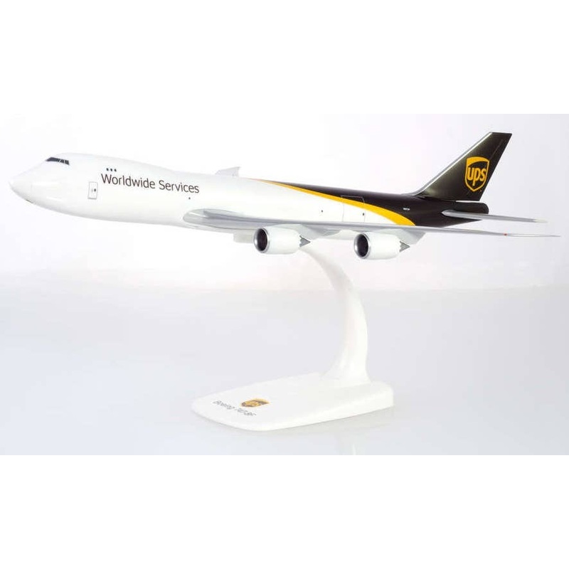 1/250 (Snap) 747-8F UPS United Parcel Service N607UP