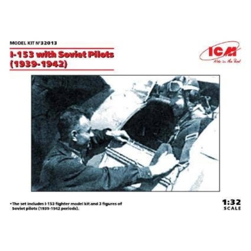 1/32 Polikarpov I-153 with Soviet Pilots (1939-1942)