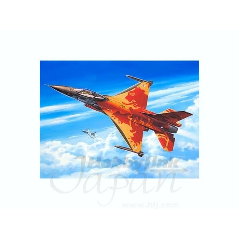 1/72 Lockheed Martin F-16 Mlu "Solo Display"