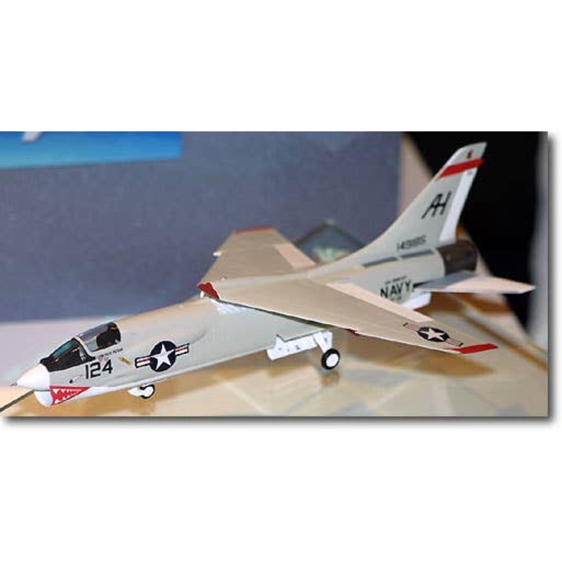1/72 F-8E Crusader Sundowners