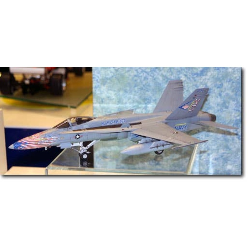 1/72 F/A-18C Hornet "Stars & Stripes"