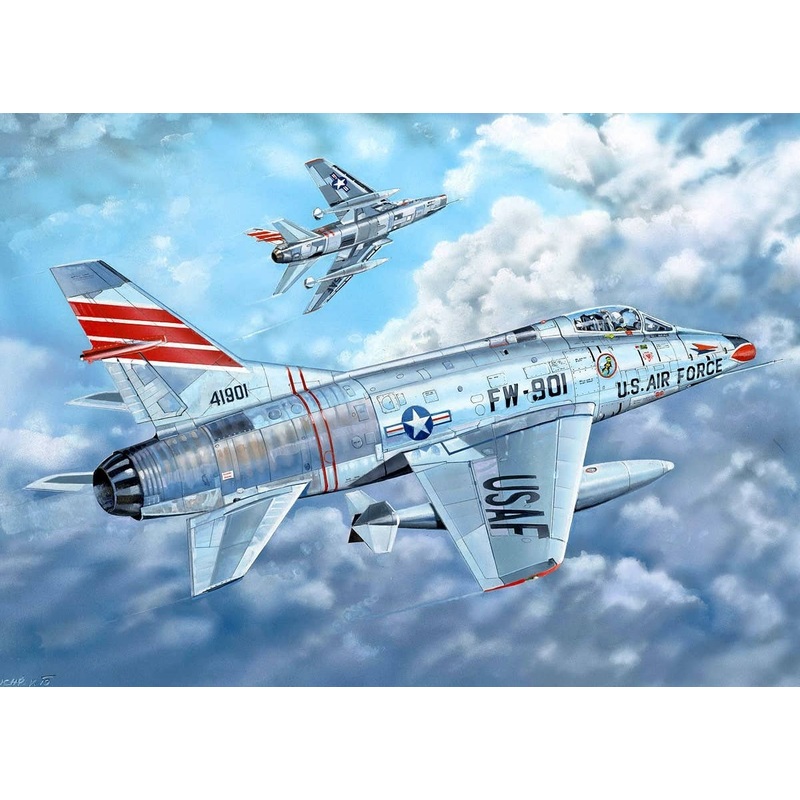 1/32 F-100C Super Sabre