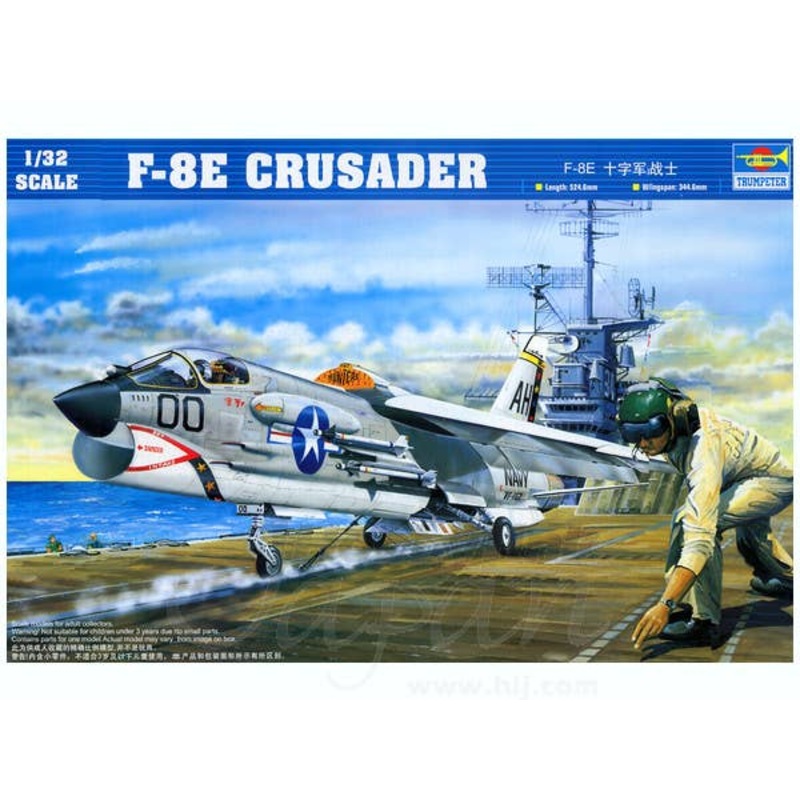 1/32 F-8E Crusader