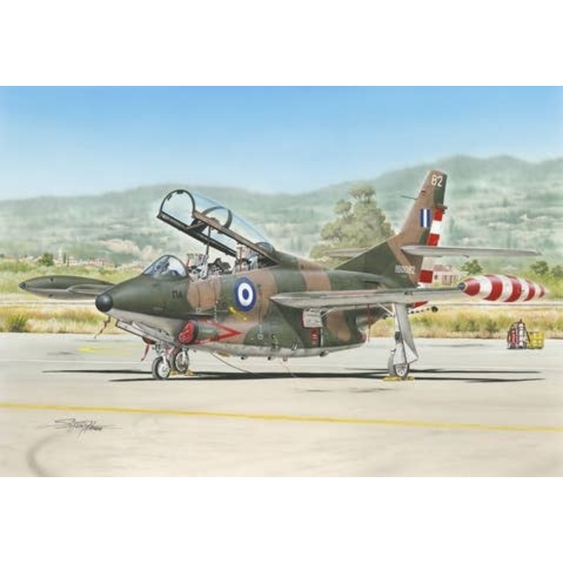 1/32 T-2 Buckeye Camouflaged Trainter