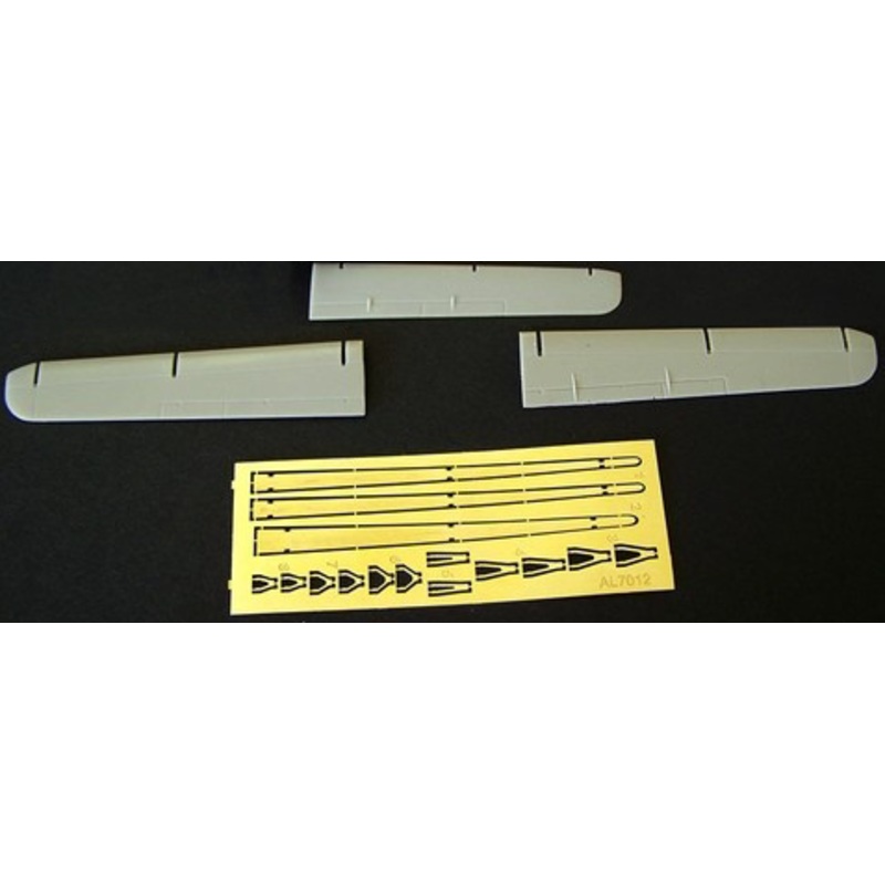 1/72 Tail Surfaces for C-123 Provider (for Roden)