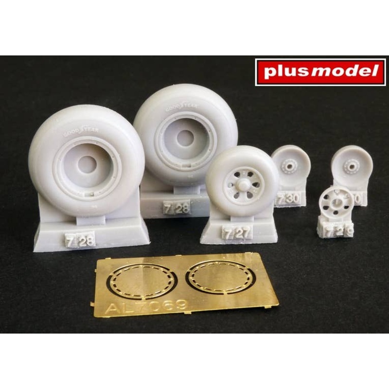 1/72 B-24 Liberator Wheels (early type)