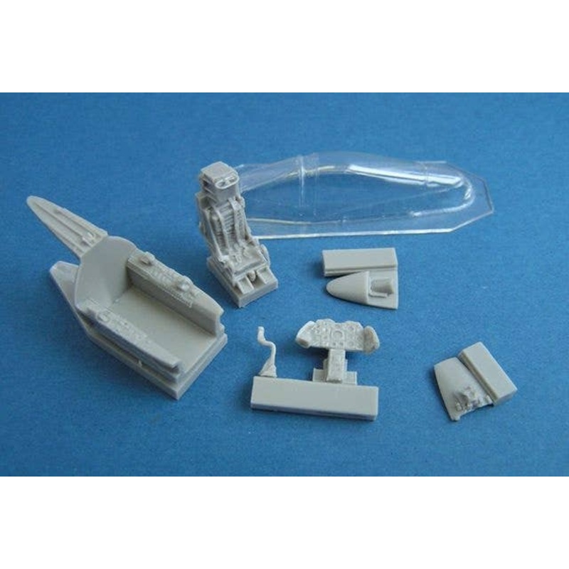 1/72 FJ-4B Fury + Vacu Canopy (Emhar)