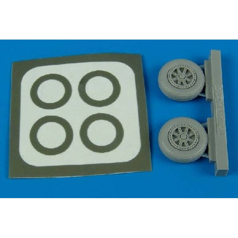 1/72 TBM Avenger Wheels with Paint Masks (for Hasegawa)
