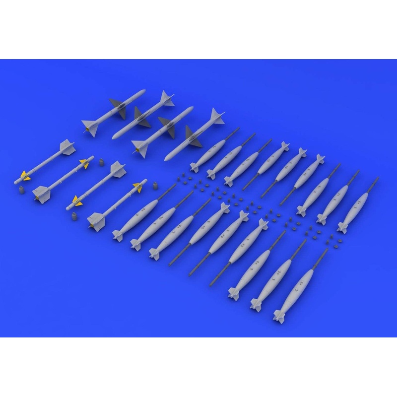 1/72 F-4 Armament