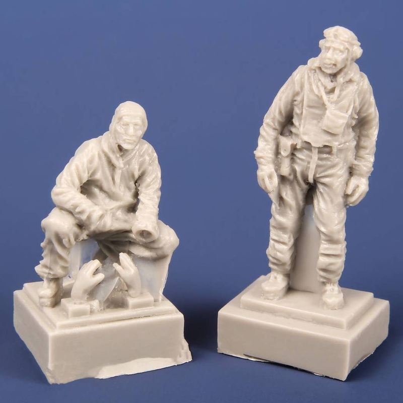 1/72 U.S. Navy F6F Hellcat Pilot and Mechanic