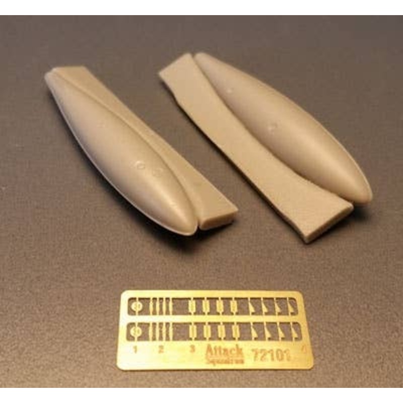 1/72 150 Gal USN Fuel Tank WW2/Korea 2 Szt.
