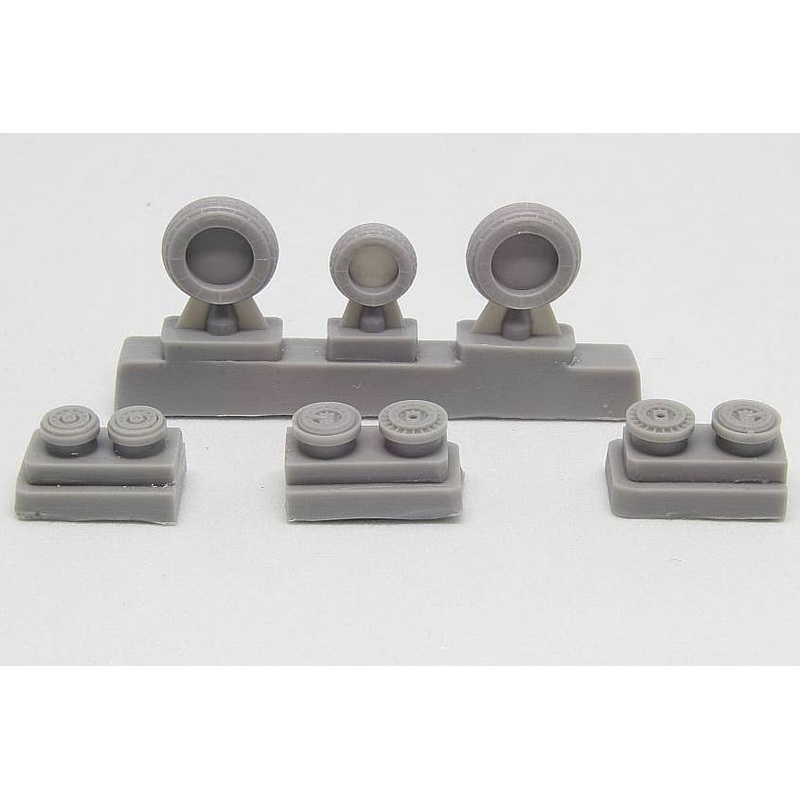 1/72 MiG-19 wheels for Kovozavody Prostejov / Bilek