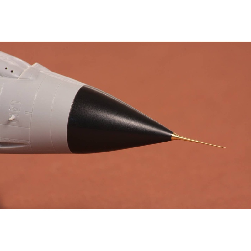 1/72 Panavia Tornado Correct Nose + Pitot Tube (Ecr, Ids, Gr.1) (for Revell)