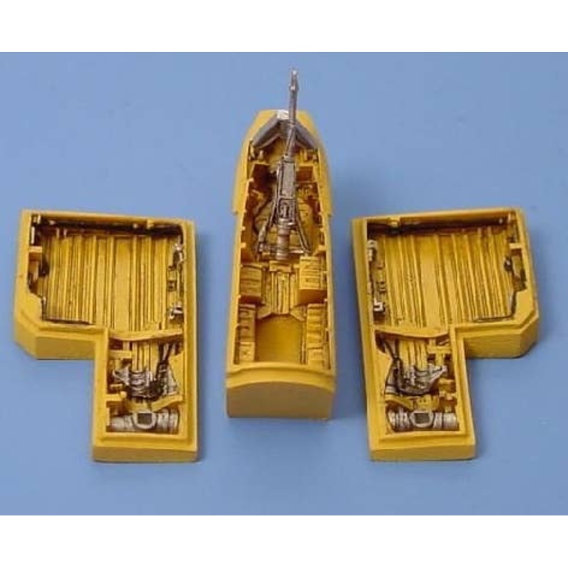 1/72 F-84G Thunderjet wheel bay (for TAMIYA)