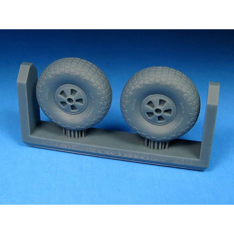 1/72 Mosquito Slotted Mainwheels - Block Tread
