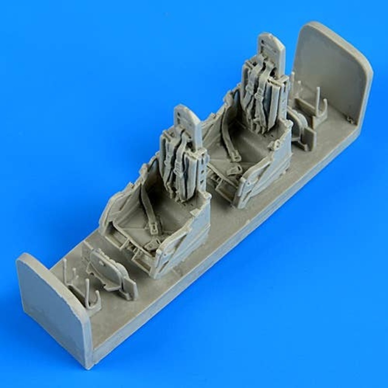 1/48 L-29 Delfin Early Ejection Seats with Safety Belts (for AMK)