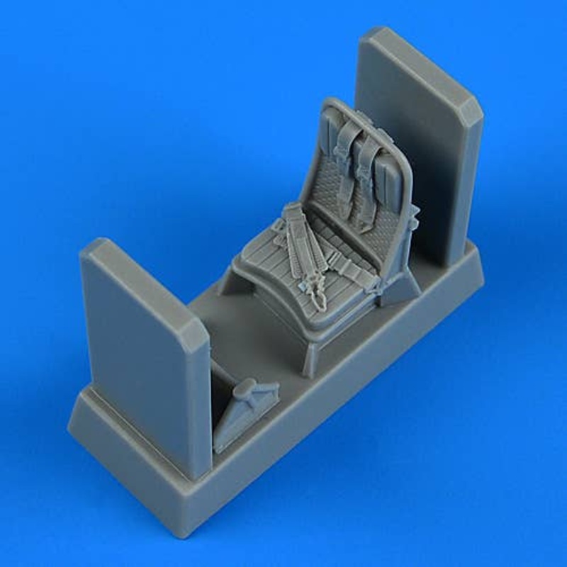 1/48 Z-37 Cmelak seat w/ seatbelts (for Maco)