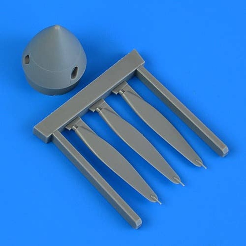 1/48 P-40E Warhawk propellers (for HASEGAWA)