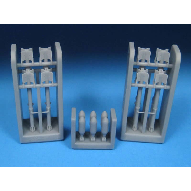 1/48 Sea Fury 2 Tier RP-3 Rockets and rails