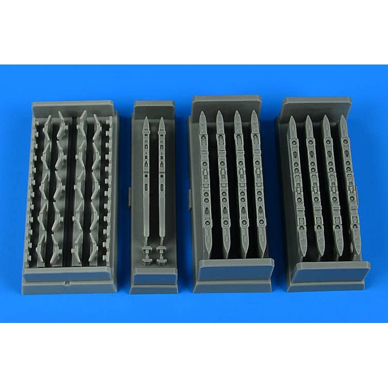 1/48 Su-25 Frogfoot wing pylons - early version (for Zvezda)