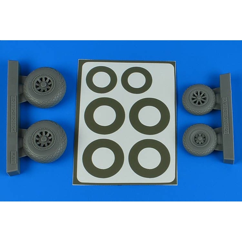 1/48 A-26B/C (B-26B/C) Invader wheels & paint masks late - diamond pattern (for ICM)