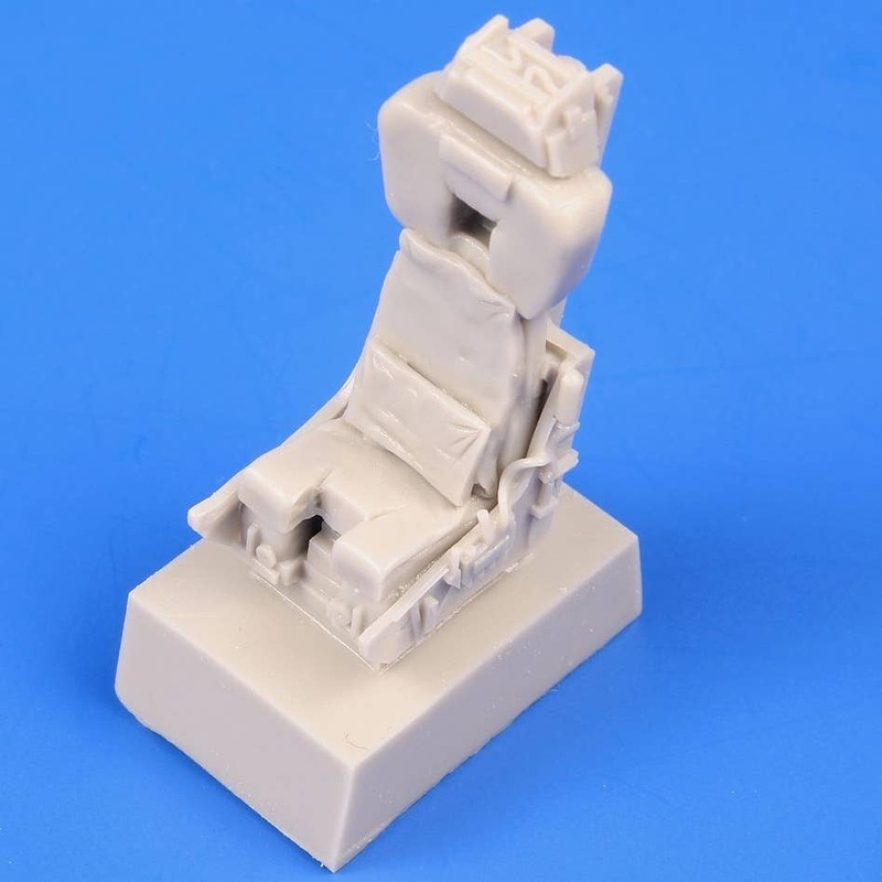 1/48 F-104 G/S Seat (M.B. Mk.7) for Kinetic
