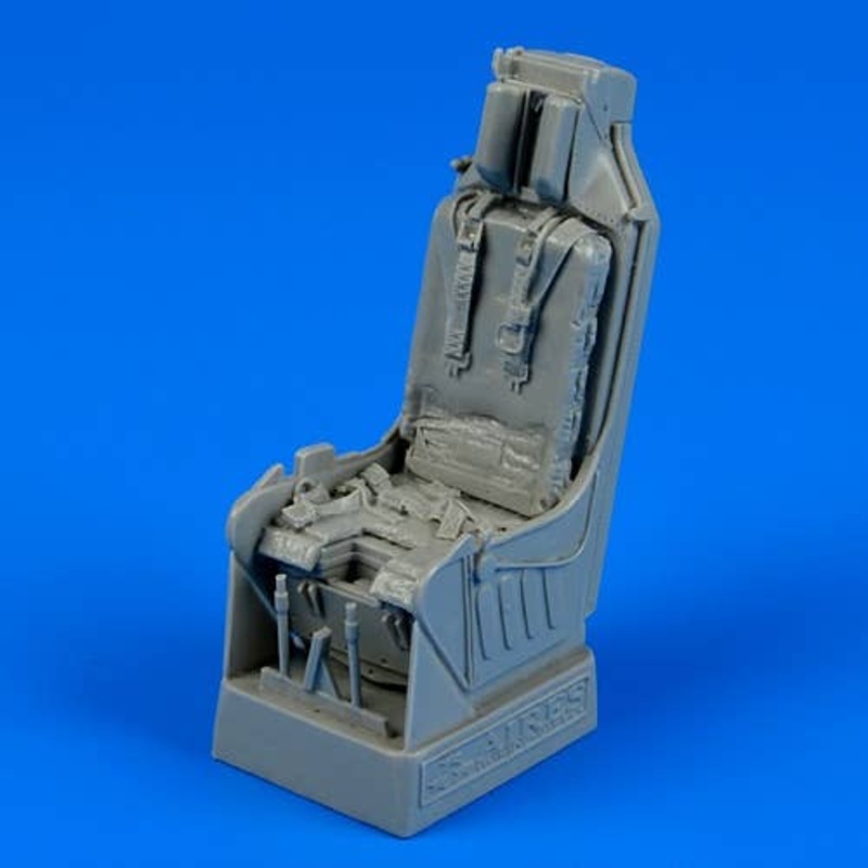 1/32 A-7D Corsair II Ejection Seat with Safety Belts
