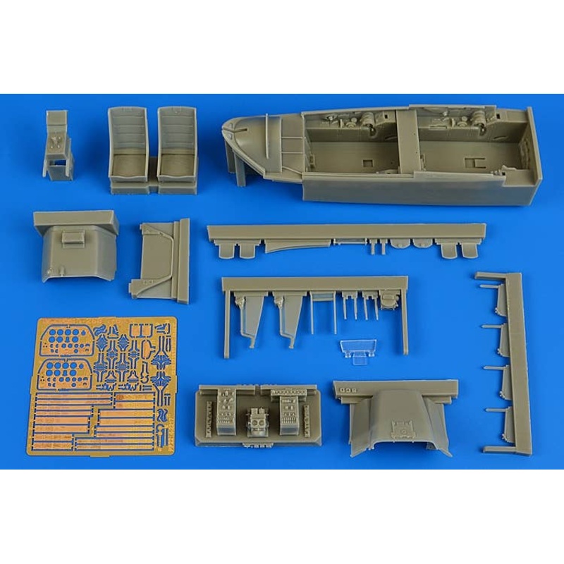 1/32 T-28B Trojan Cockpit Set (for Kitty Hawk)