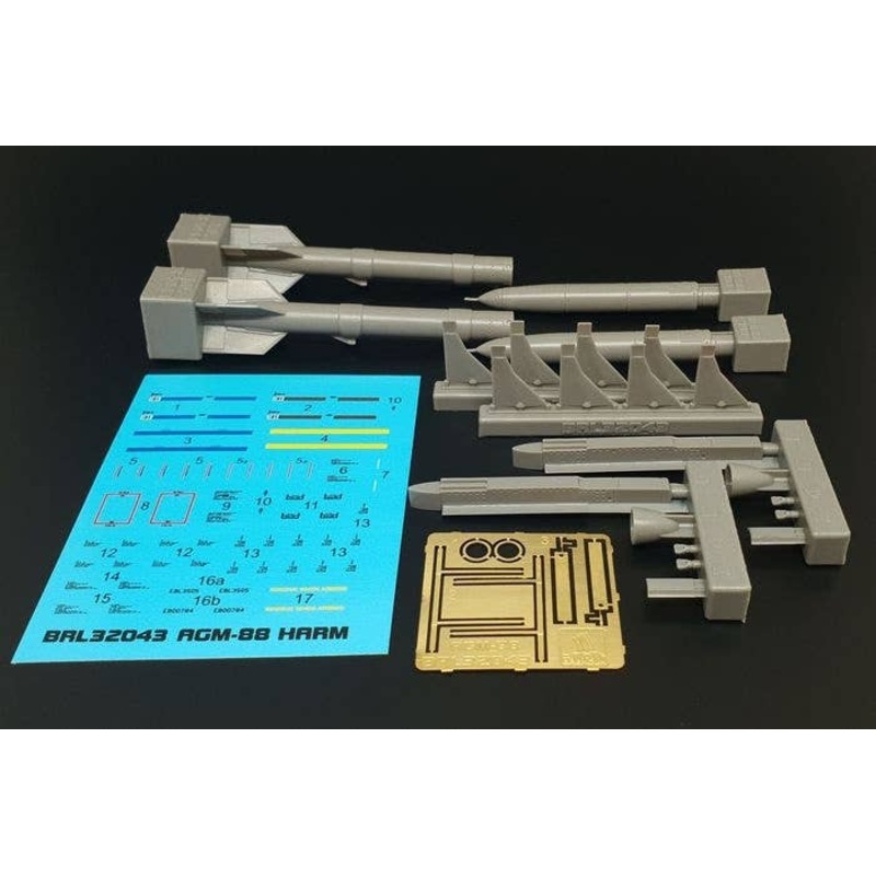 1/32 AGM-88 Harm Missile (2 Pieces) (Resin + Etching)