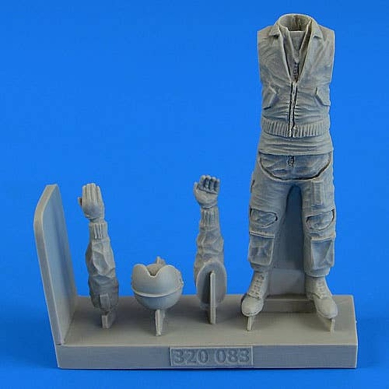 1/32 German Modern Luftwaffe/Marine Pilot