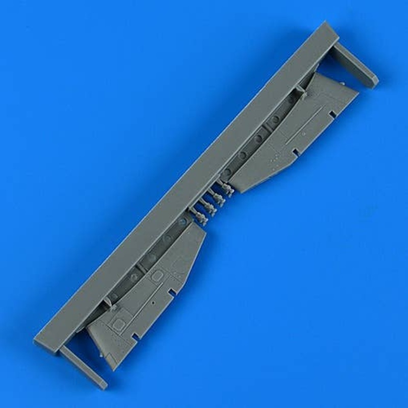 1/32 OV-10D Bronco wing pylons (for KITTY HAWK)
