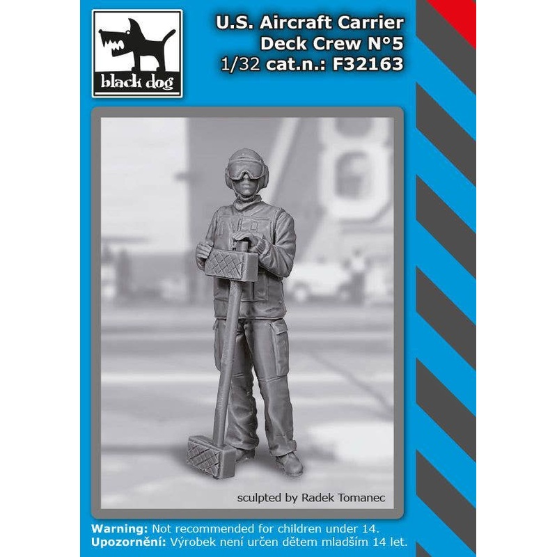 1/32 US aircraft carrier deck crew No.5