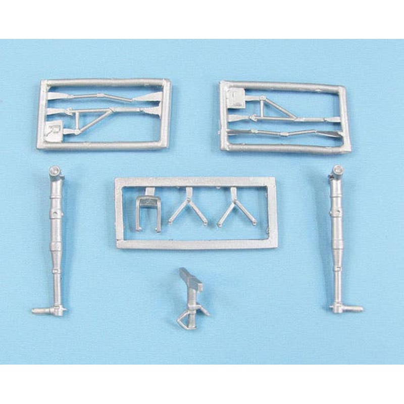 1/32 Yak-9T Landing Gear (ICM)
