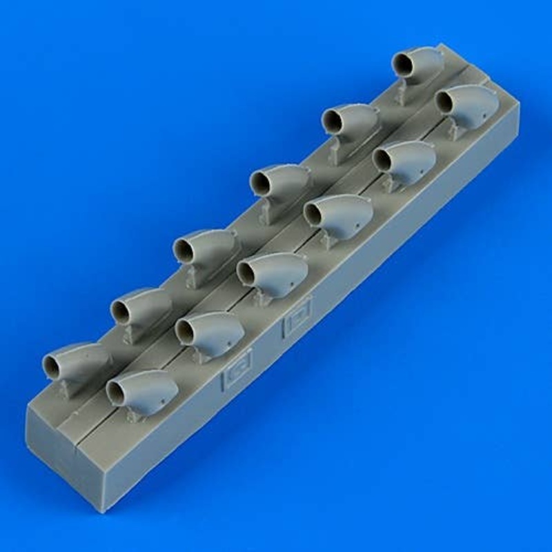 1/32 P-40E Warhawk Exhaust (for Hasegawa)