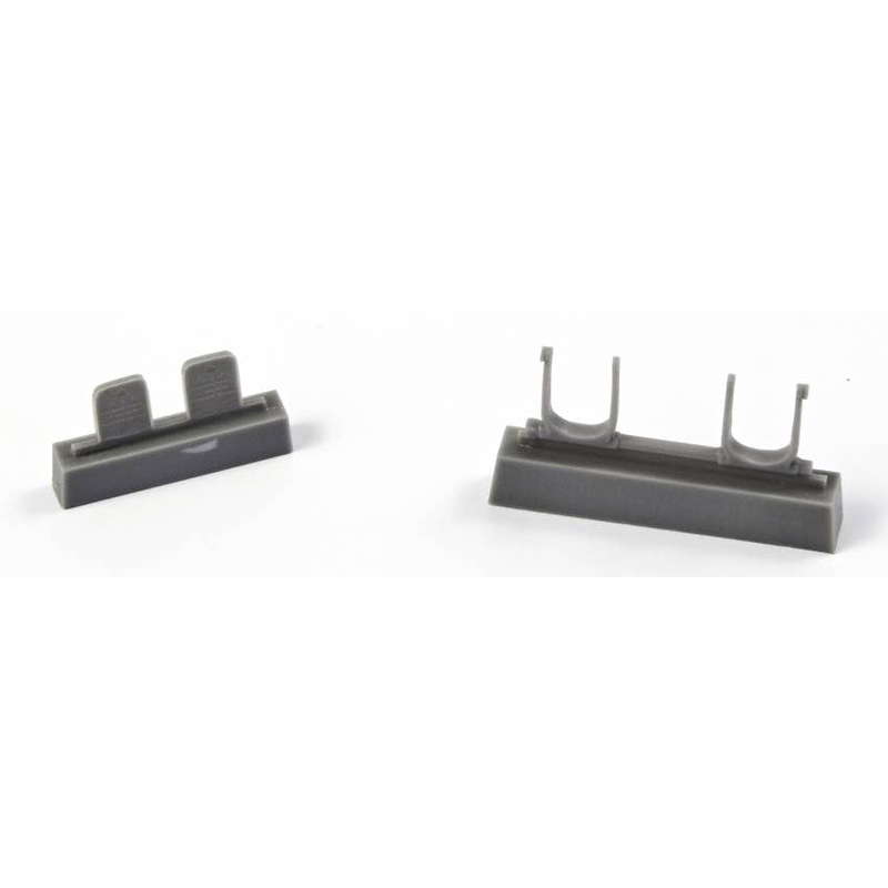 1/32 P-51D Mustang Rudder Pedals Correction (Revell)