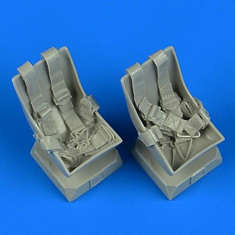 1/32 Bucker Bu 131 Seats with Seatbelts (for ICM)