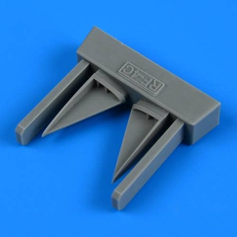 1/32 RF-4C Phantom II Vertical Tail Air Inlet (for Revell)