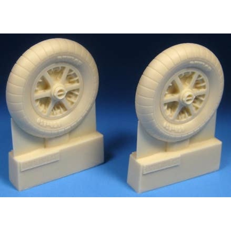 1/24 Bf 109E/F Main Wheels with Ribbed Tires
