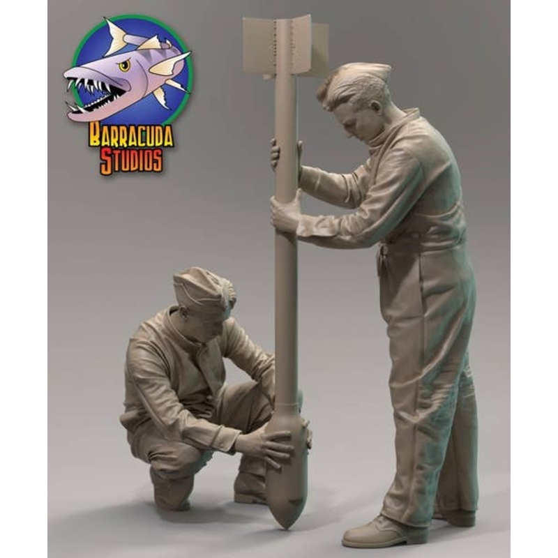 1/24 RAF Groundcrew Assembling Rocket