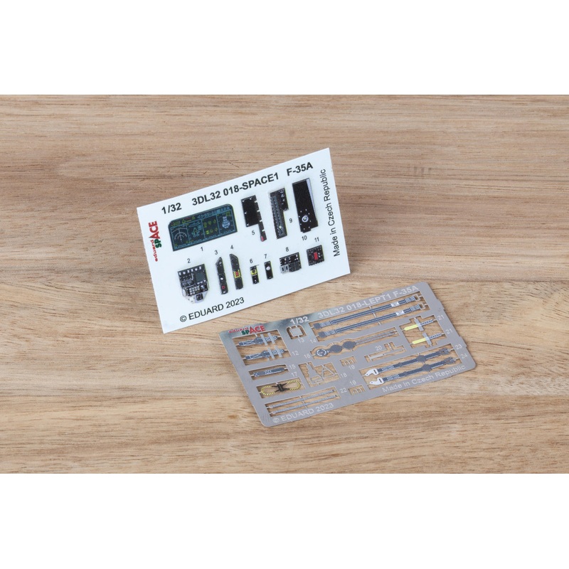1/32 F-35A SPACE 3D Decals (for TRUMPETER)