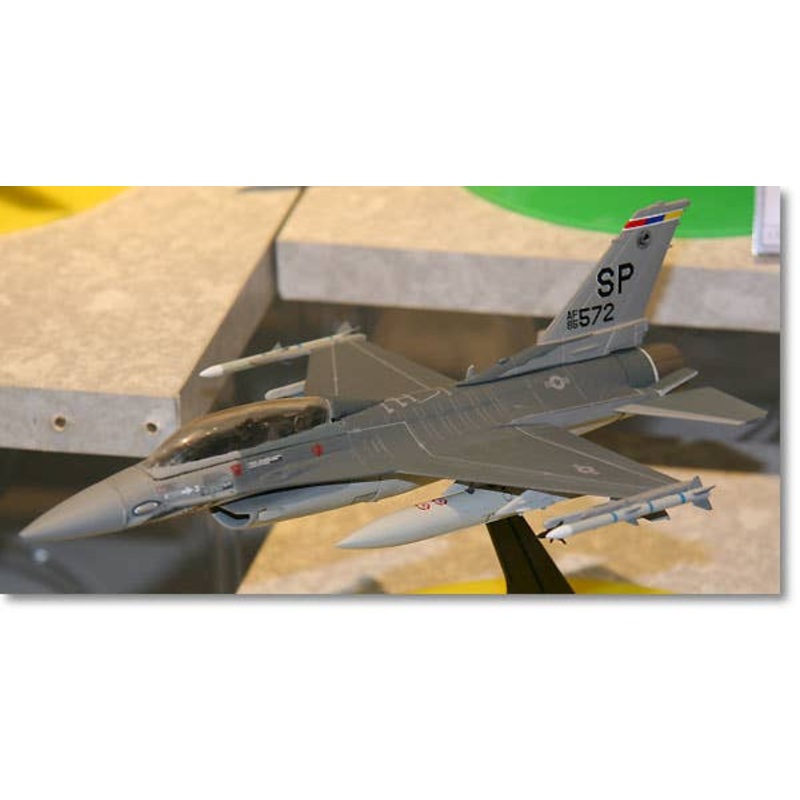 1/72 F-16D Fighting Falcon 480t TFS 52nd