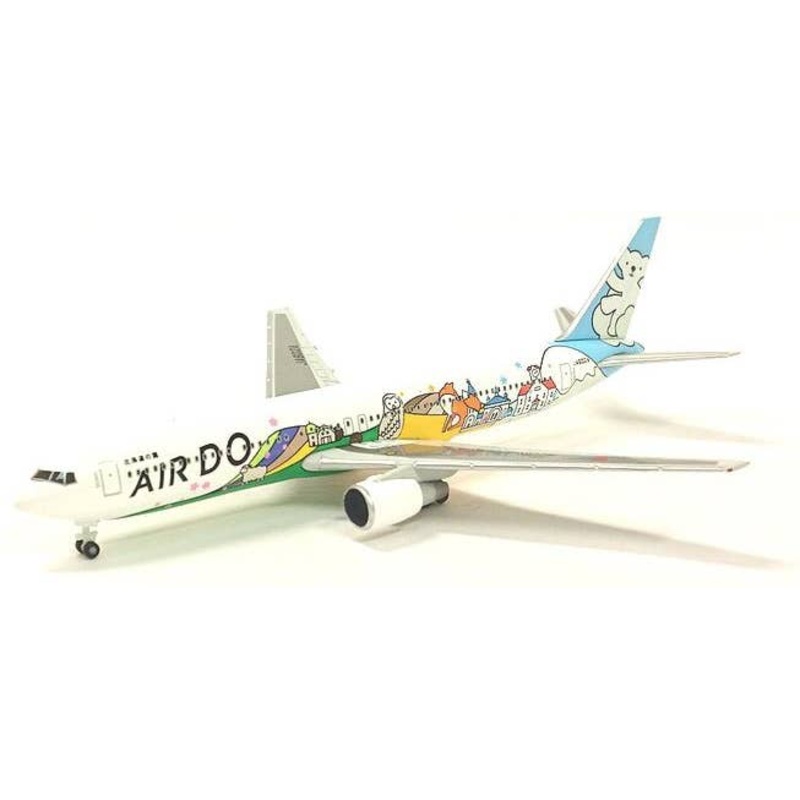 1/500 767-300 AIRDO Bear Do Hokkaido JET JA602A