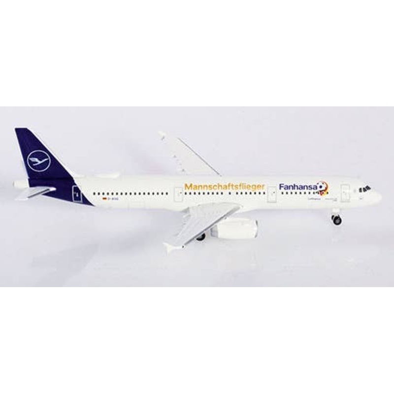 1/500 A321 Lufthansa Fanhansa Team Plane D-AISQ