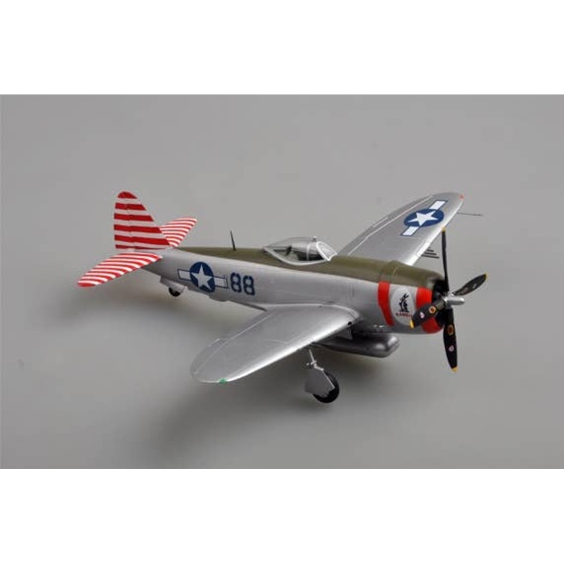1/48 P-47D Thunderbolt 86th Battle Aviation Group 527st Battle Squadron