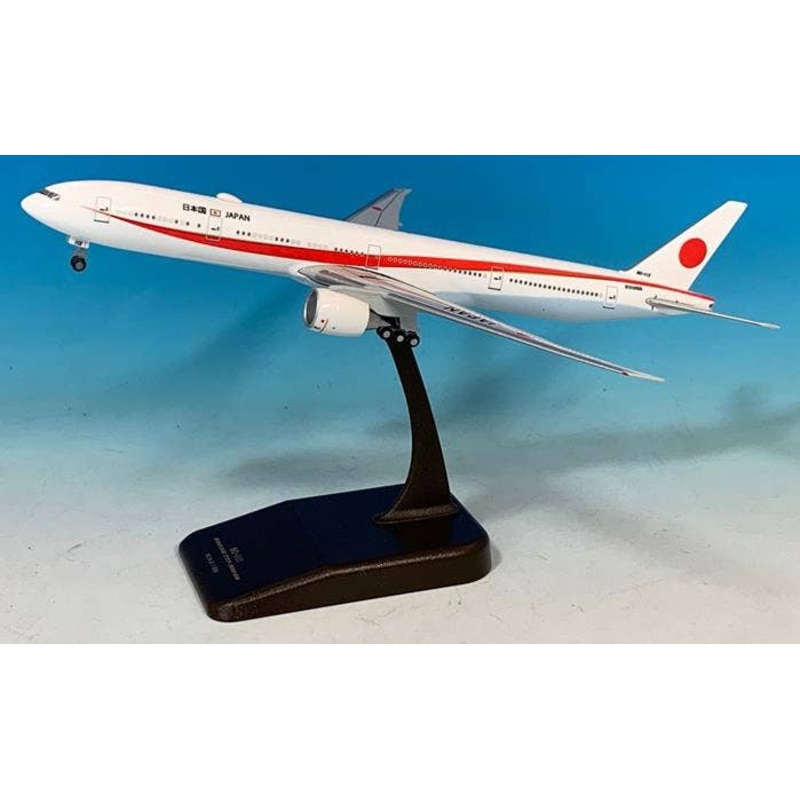 1/500 Japanese Air Force One #80-1112 with Plastic Stand 777-300ER