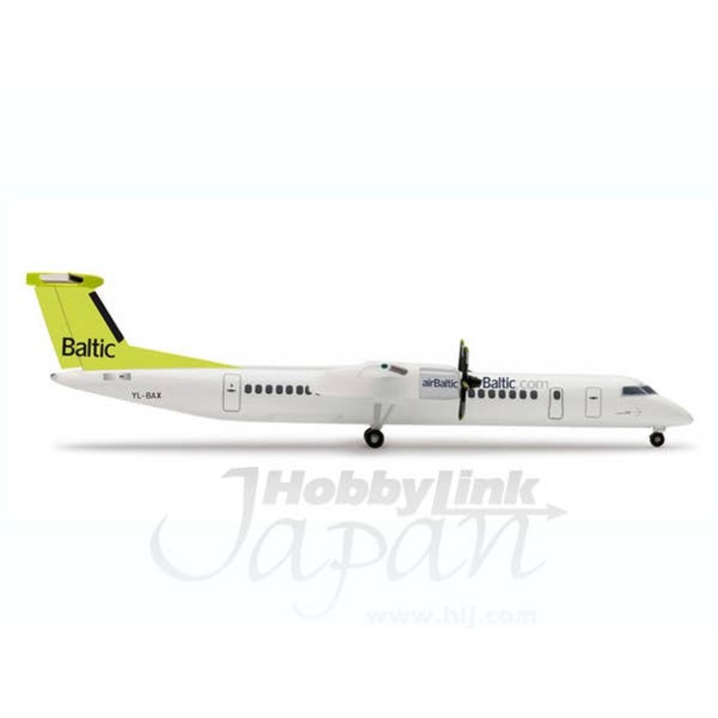 1/500 Q400 airBaltic