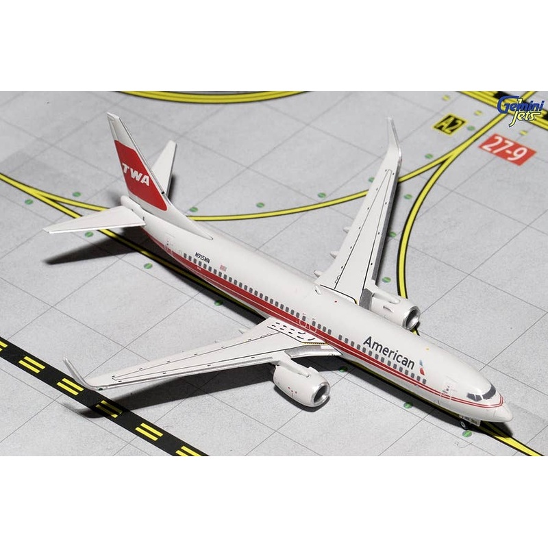1/400 737-800 (W) American Airlines (TWA Retro Livery) N915NN