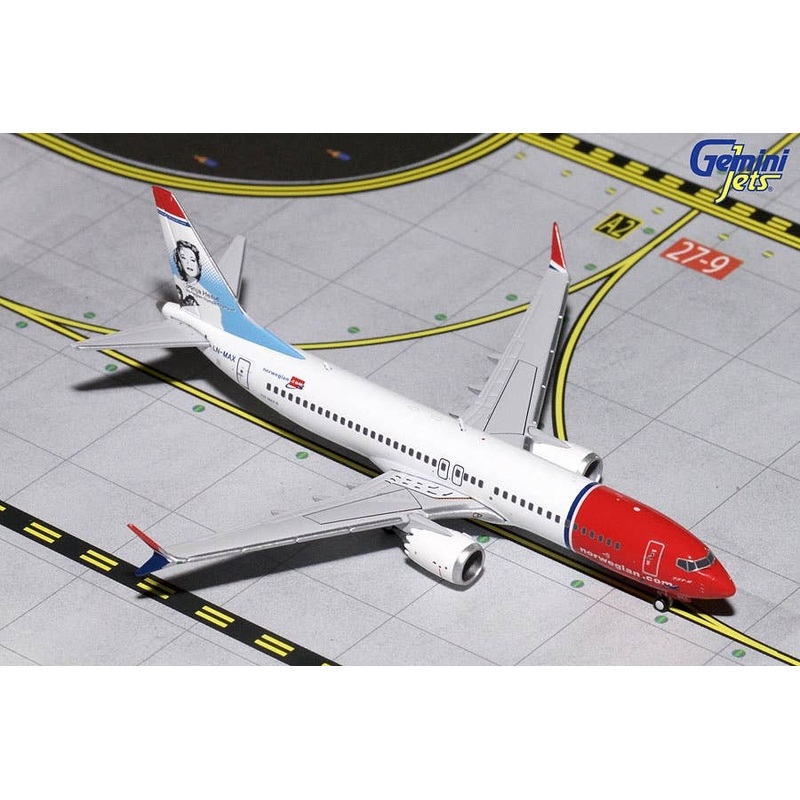 1/400 737 MAX8 Norway air shuttle LN-MAX