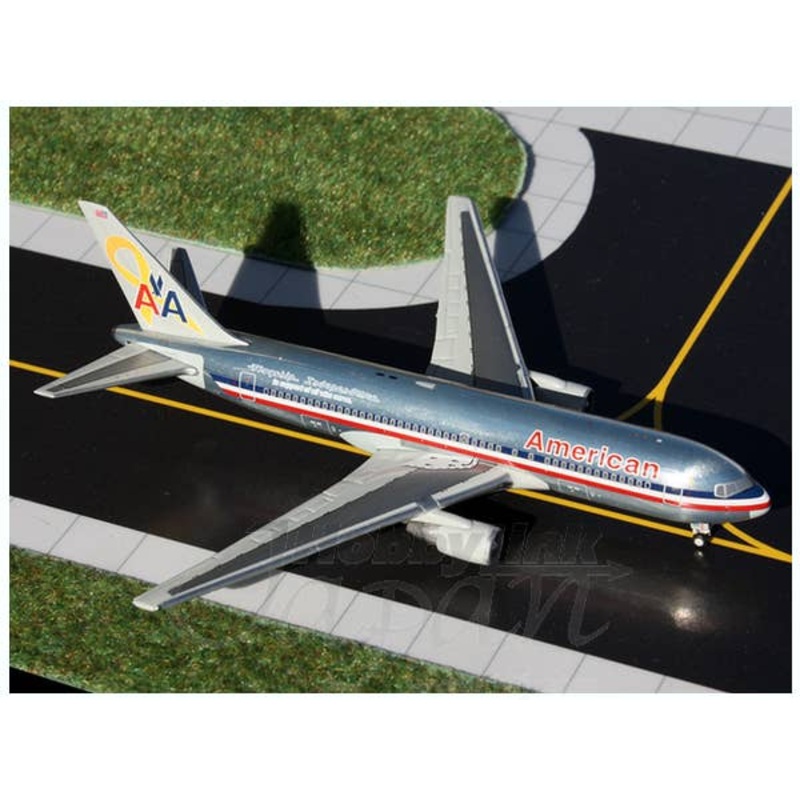 1/400 767-200 American Airlines N320AA